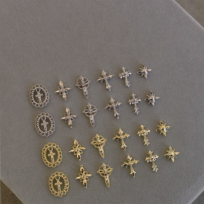 Nail Art Queen - 20 STUKS Vintage Royal Cross Star